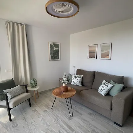 Apartamento Apartamerica Garden - 150 Metres From The