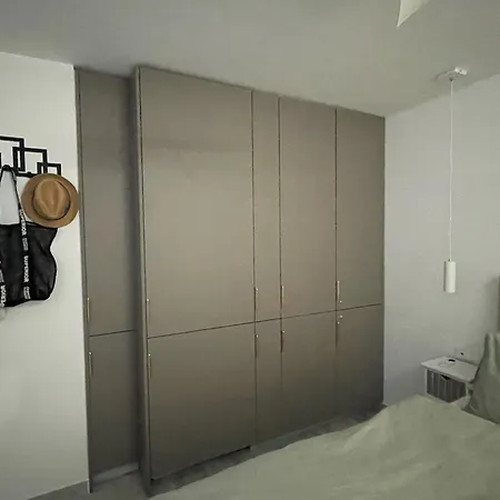 Apartamento Apartamerica Garden - 150 Metres From The *